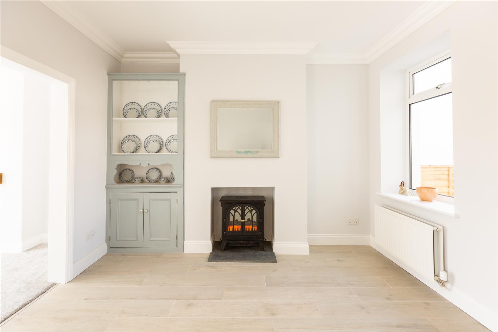 High Street, Clydach, Swansea, SA6 5LN